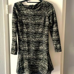Banana Republic black and white mini dress with long sleeves